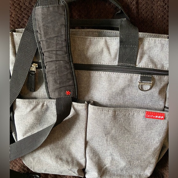 🎉2/25$ Skip Hop diaper bag🐨 - Picture 2 of 14